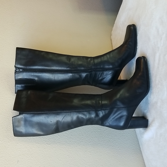 Apostrophe Shoes - Apostrophe Boots